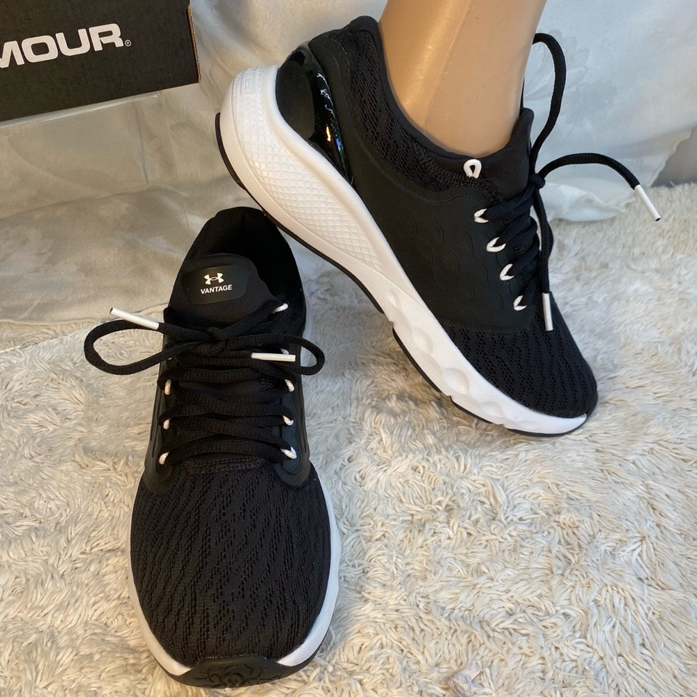 UNDER ARMOUR U AW CHARGED VANTAGED WOMEN’S RUNNING SHOES 🏃‍♀️ - Picture 7 of 14